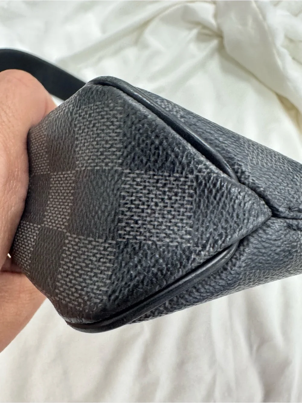 Louis Vuitton Black and Gray Damier Canvas Messenger Bag